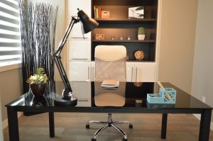 Kancelářský nábytek i do domácí pracovny